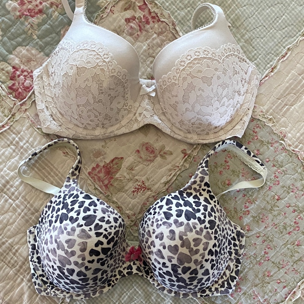 Victoria’s Secret Print Bra & Lace Bra set